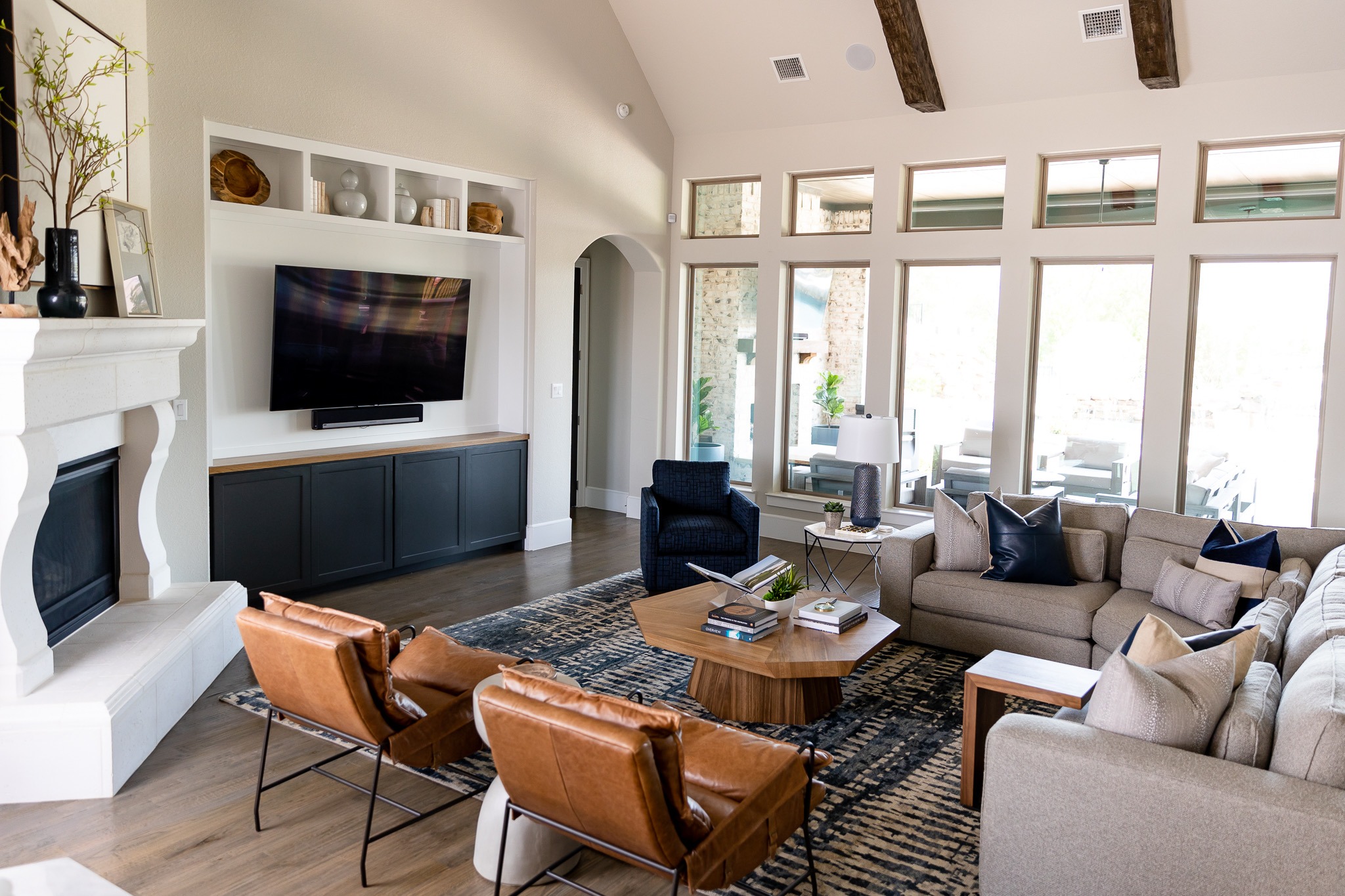 4261SanJuanAve-13Social
